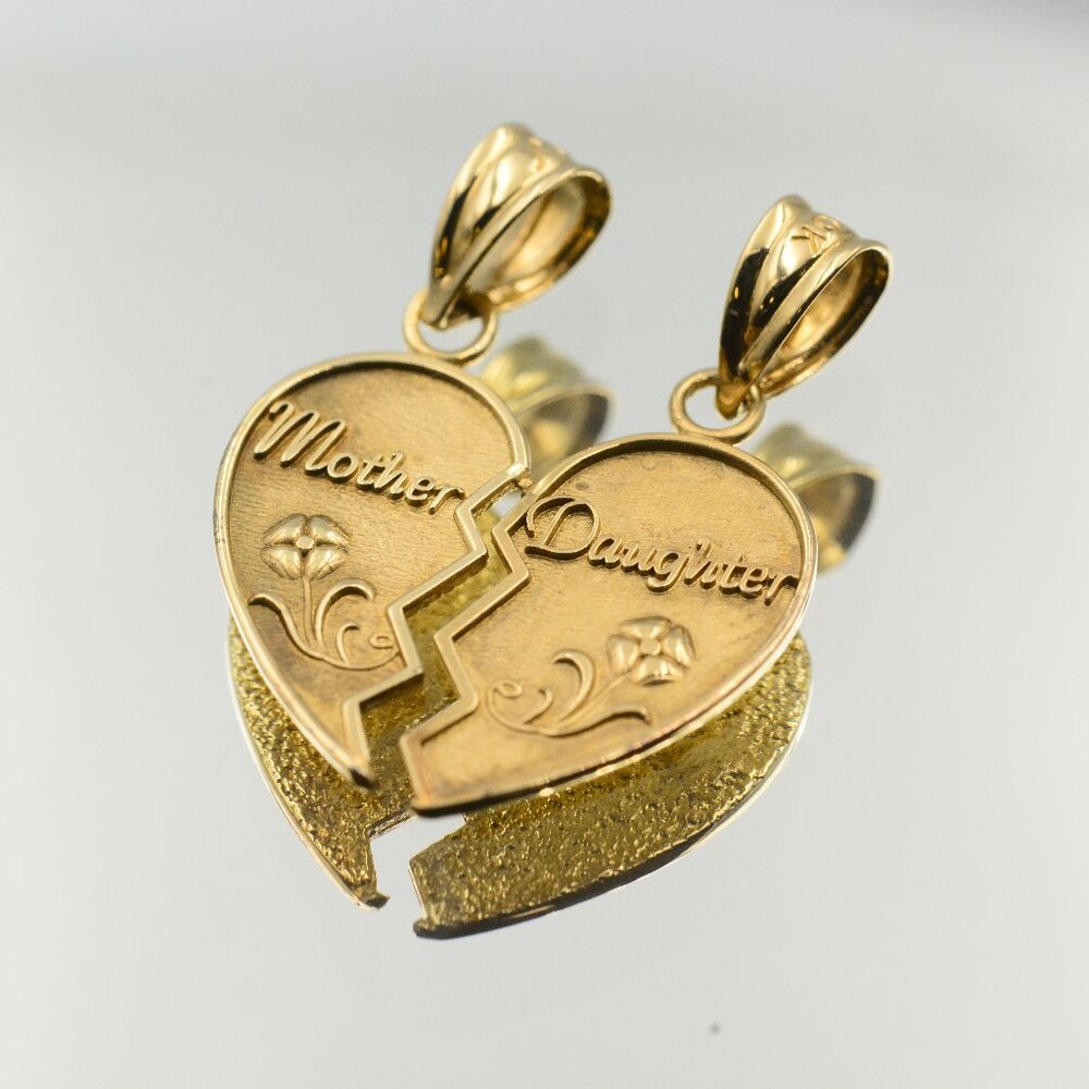 10K Mother Daughter Shareable Heart Pendant - Picture 6 of 11
